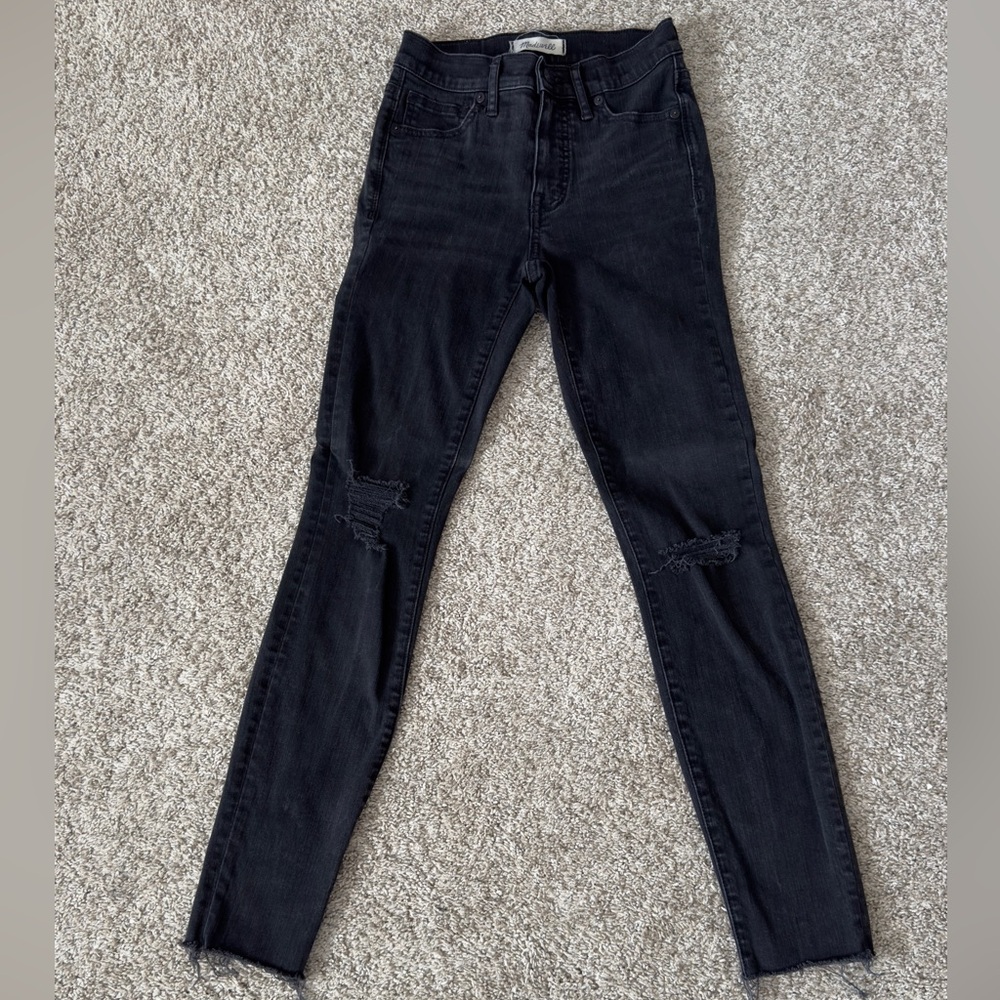 Women’s MADEWELL black distressed high rise 9” skinny jeans raw hem size 24